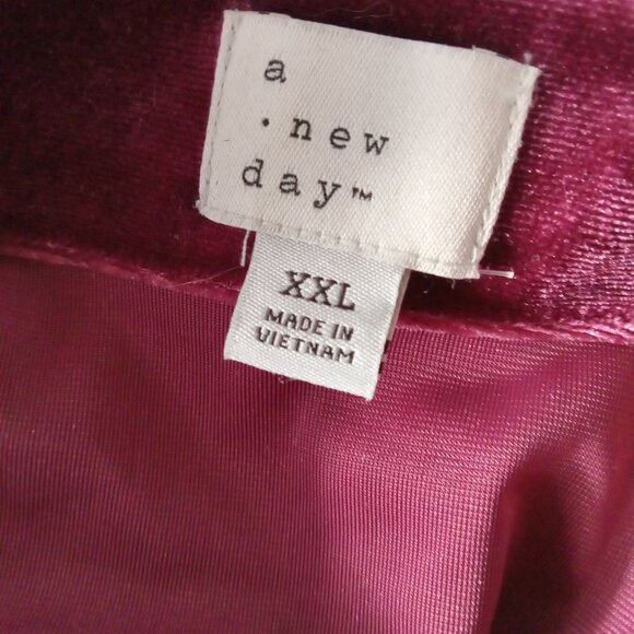 A New Day Berry Burgundy Red Velour Wrap Bodice V Midi Dress XXL NWOT - Picture 4 of 4